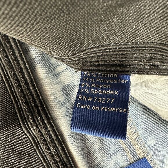 Apt 9 Jeans Womens 8 Petite Ankle Tummy Control Acid Wash Stretch Denim Cuffed - Picture 10 of 12